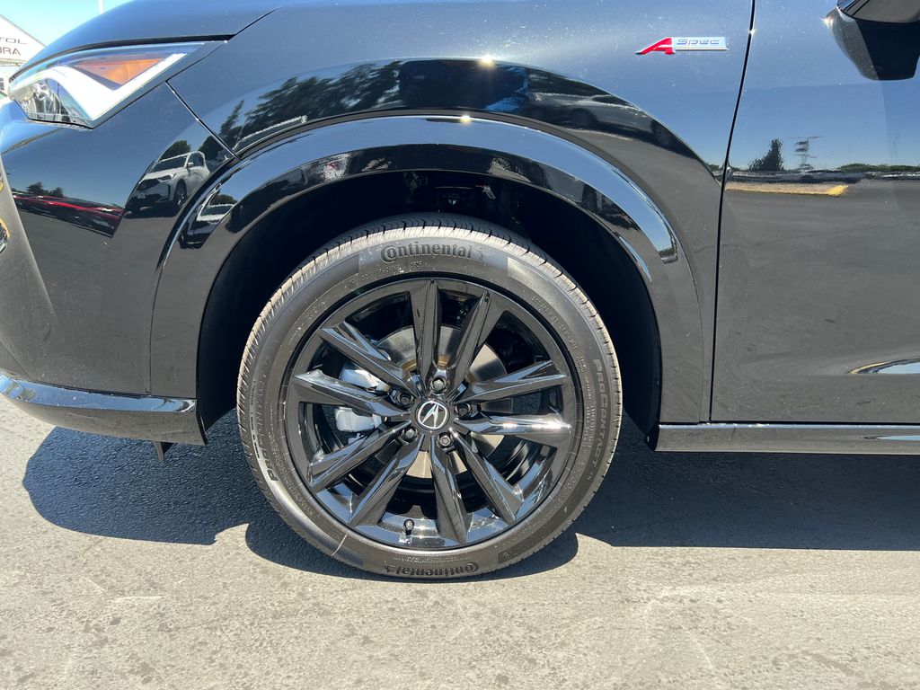 Thumbnail: 2025 Acura ADX - 5