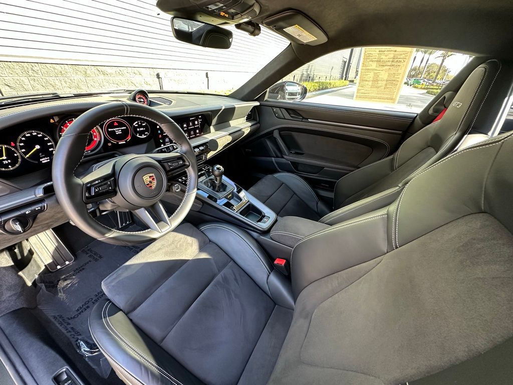 Thumbnail: 2024 Porsche 911 - 4