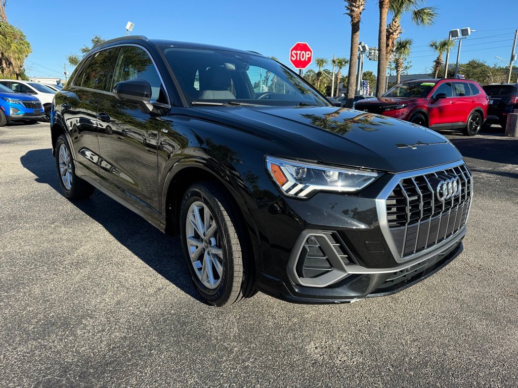 2023 Audi Q3  10