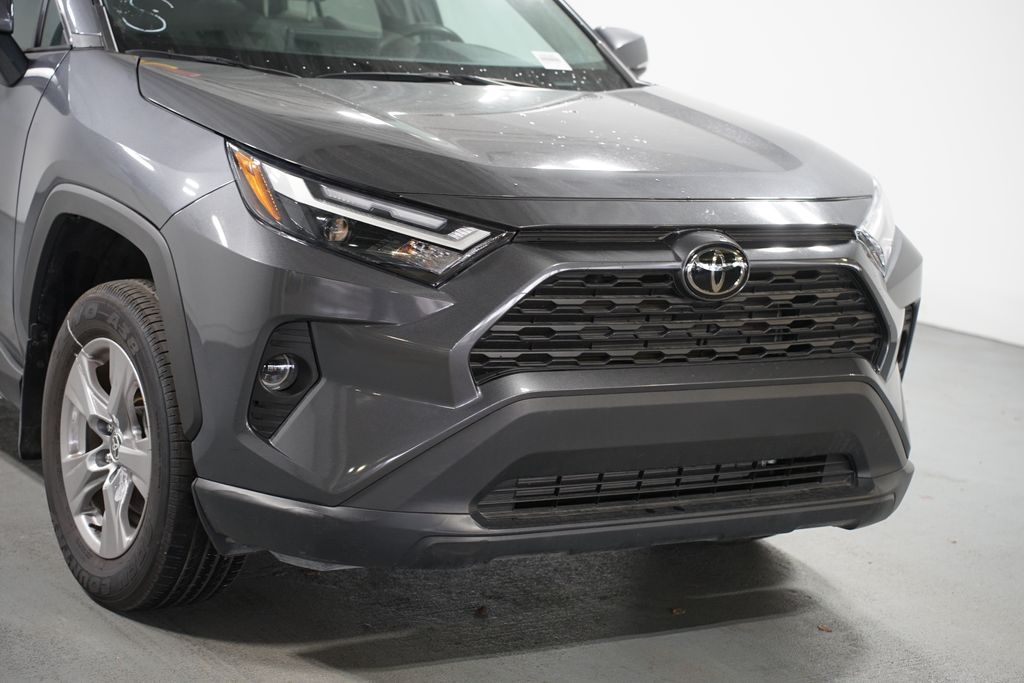 Thumbnail: 2024 Toyota RAV4 - 4