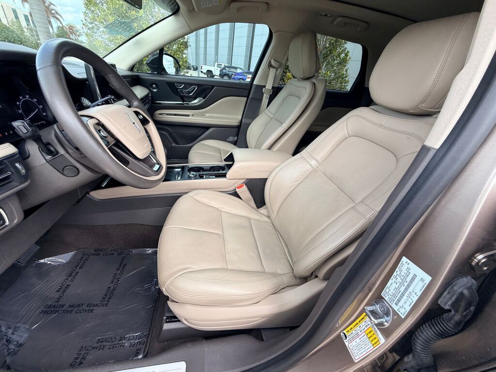 Thumbnail: 2020 Lincoln Corsair - 5