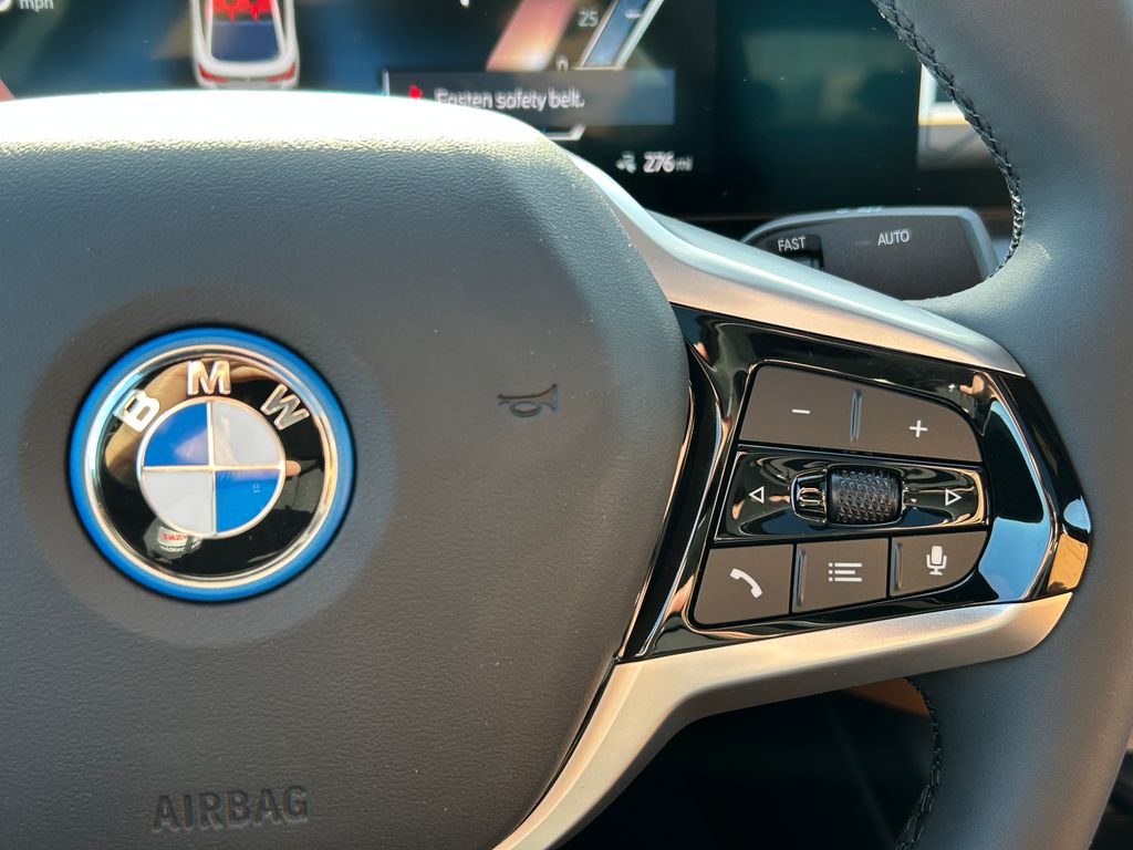 2025 BMW i4 eDrive40 21