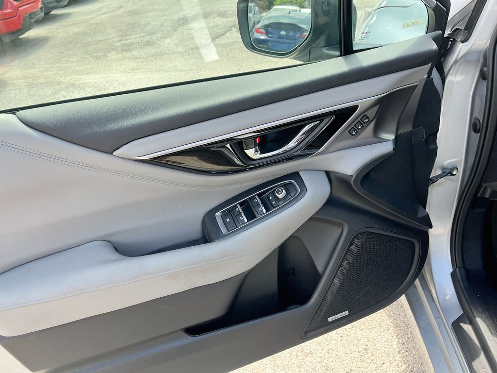 2025 Subaru Legacy Limited Silver at Community Honda