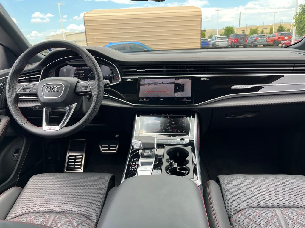 Thumbnail: 2026 Audi Q8 - 17