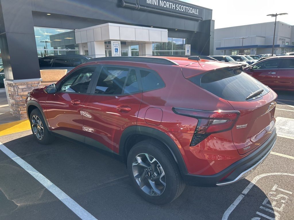 Thumbnail: 2024 Chevrolet Trax - 6