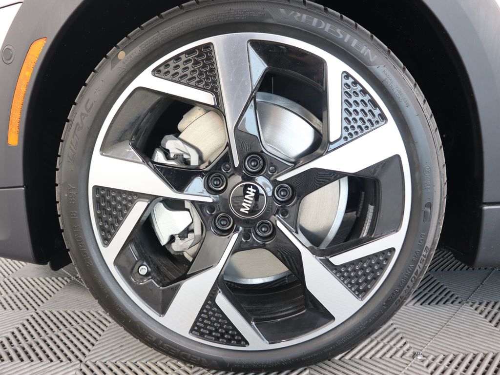 2025 MINI Cooper S 31