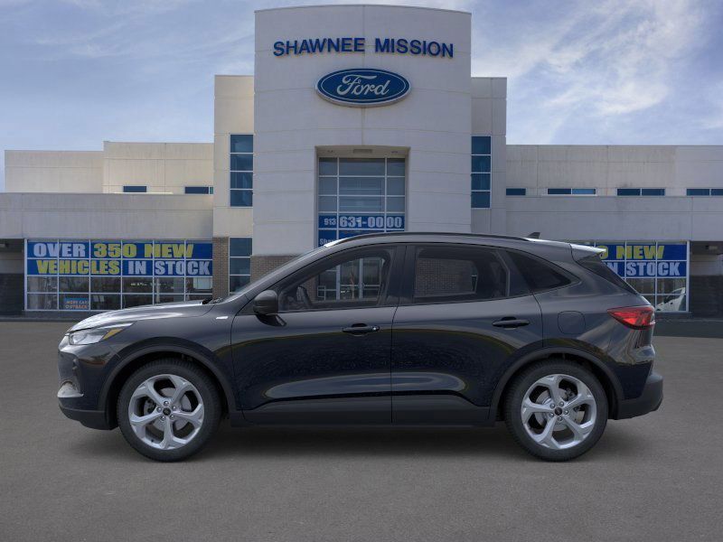 2025 Ford Escape ST-Line photo