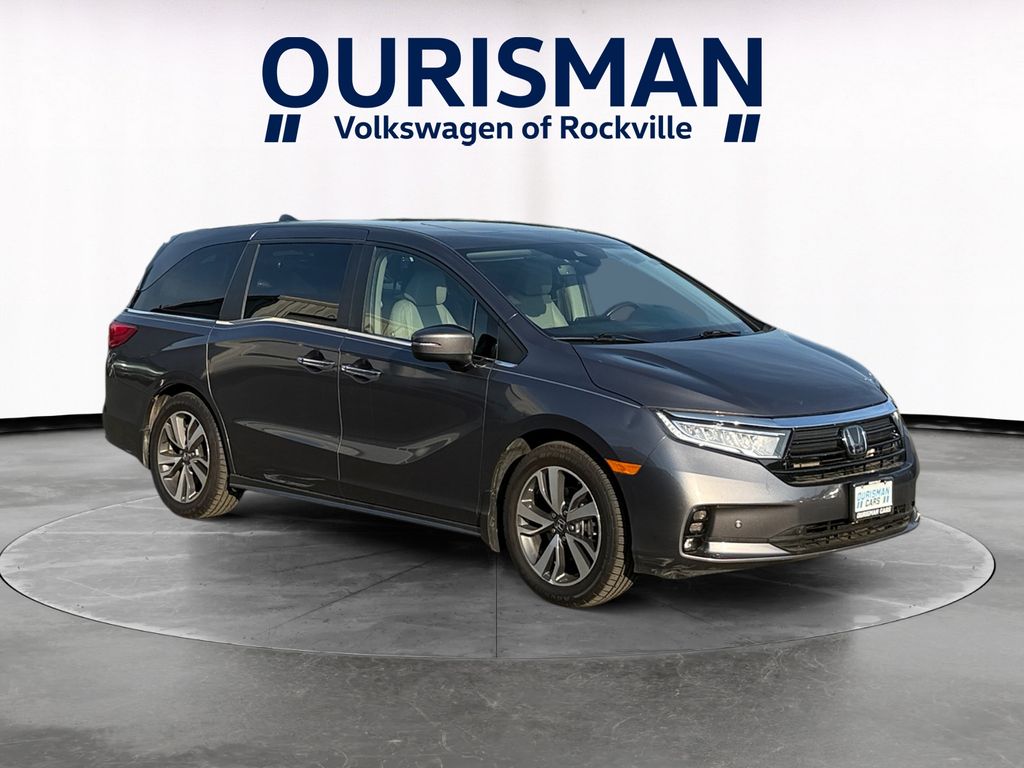 Sonic Gray Pearl 2024 Honda Odyssey Touring FWD Minivan Front-Wheel Drive Automatic