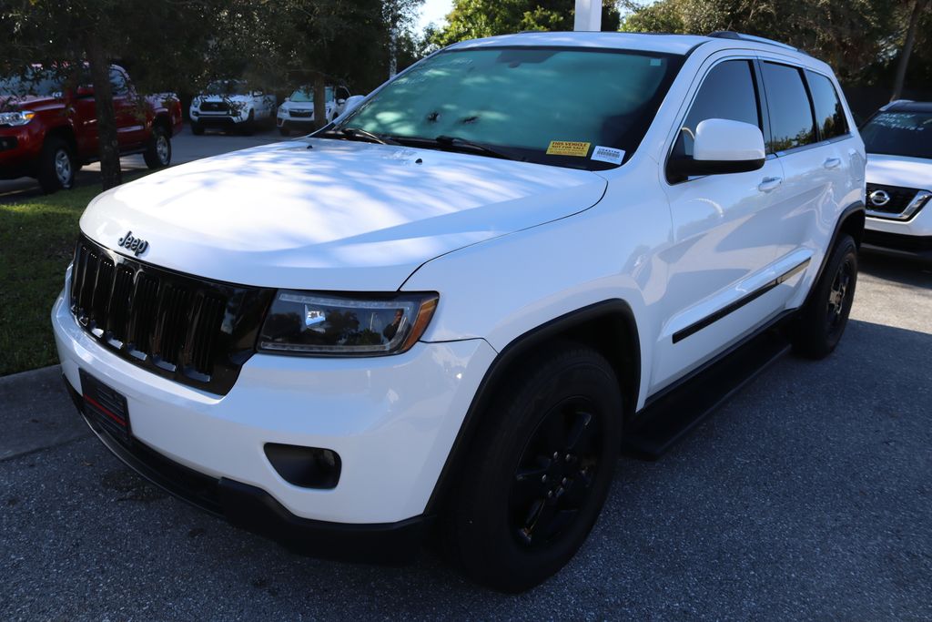 Thumbnail: 2013 Jeep Grand Cherokee - 2