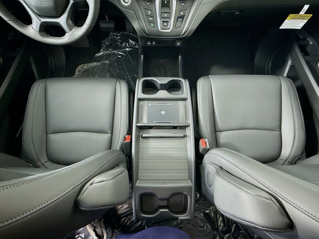 Thumbnail: 2026 Honda Odyssey - 16