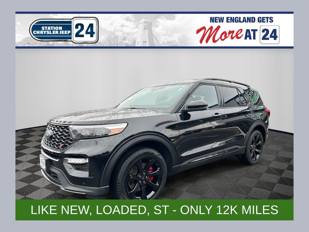 2023 Ford Explorer ST AWD