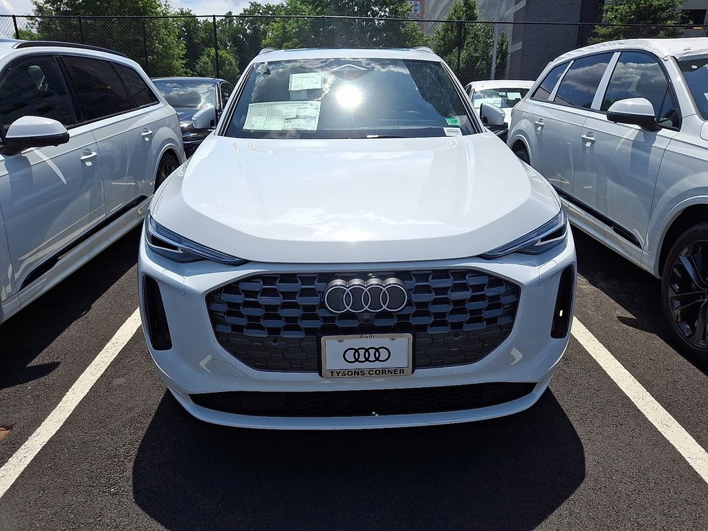 Thumbnail: 2025 Audi Q5 - 2