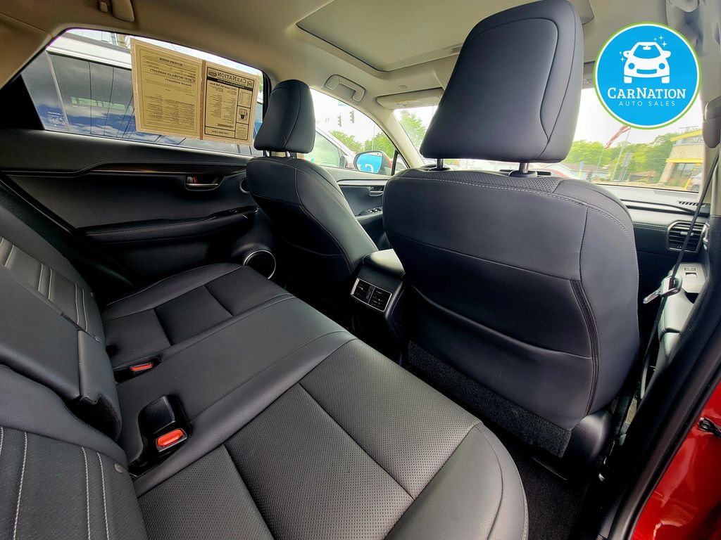 2021 Lexus NX 300 - Photo 13