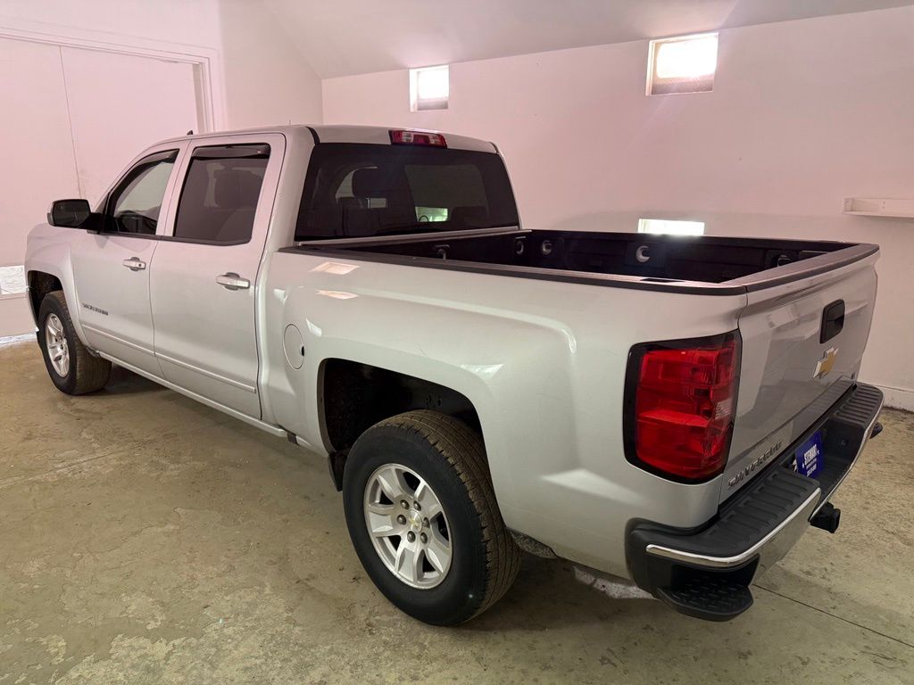 2017 Chevrolet Silverado 1500 LT - Image 3