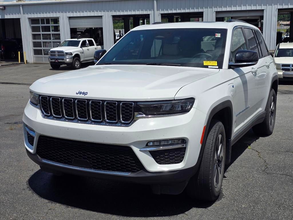 2022 Jeep Grand Cherokee 4xe 4WD