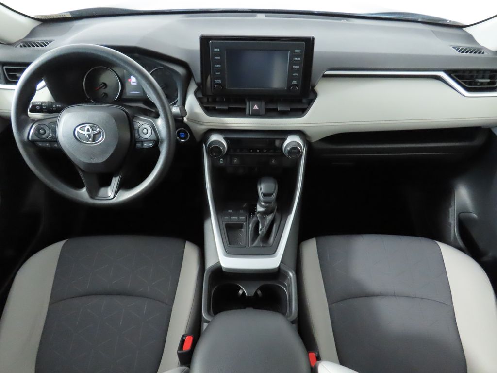 2019 Toyota RAV4 XLE 13