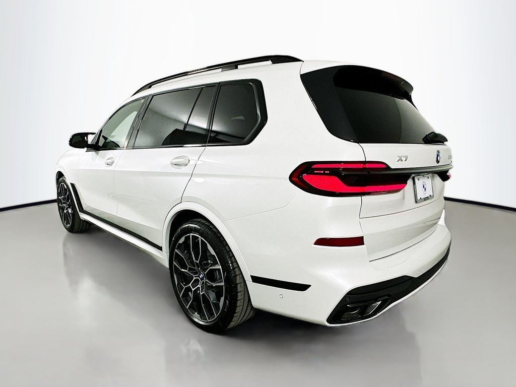Thumbnail: 2026 BMW X7 - 7