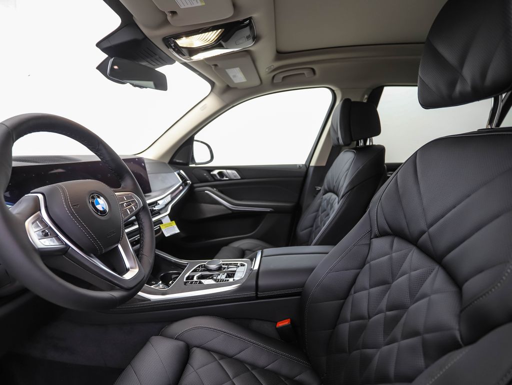2026 BMW X7 xDrive40i 10