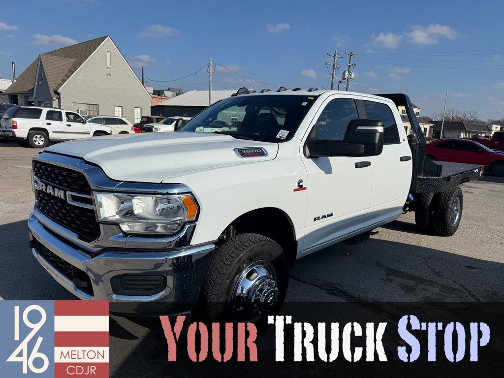 2024 RAM 3500 Chassis SLT Crew Cab LB DRW 4WD