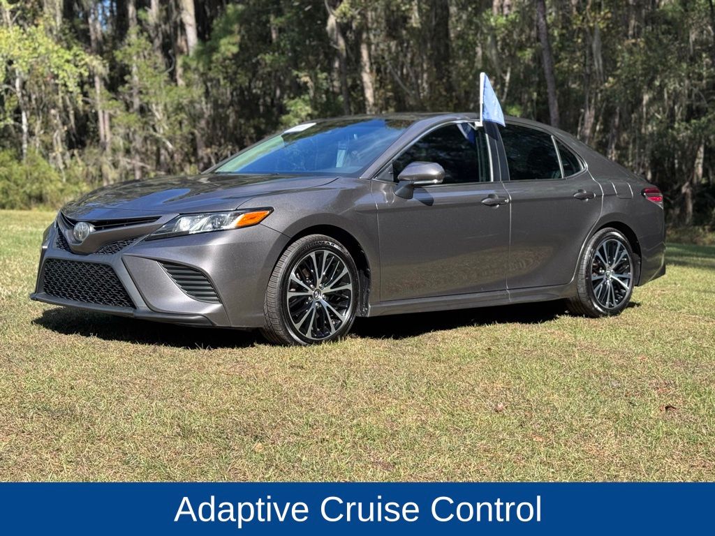 2018 Toyota Camry SE