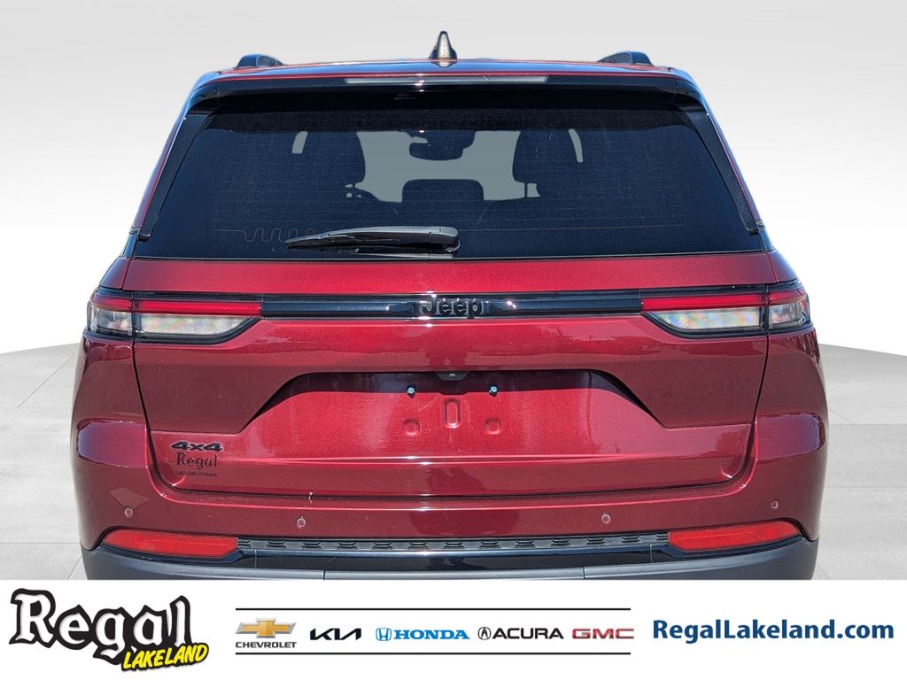 used 2022 Jeep Grand Cherokee car, priced at $27,692