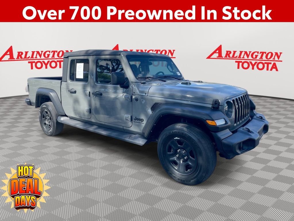 2022 Jeep Gladiator Sport's photo