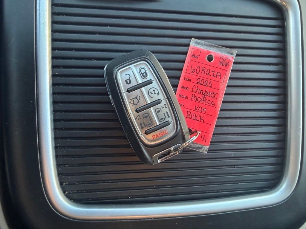 2023 Chrysler Pacifica Touring L Black at Auto Express Mitsubishi