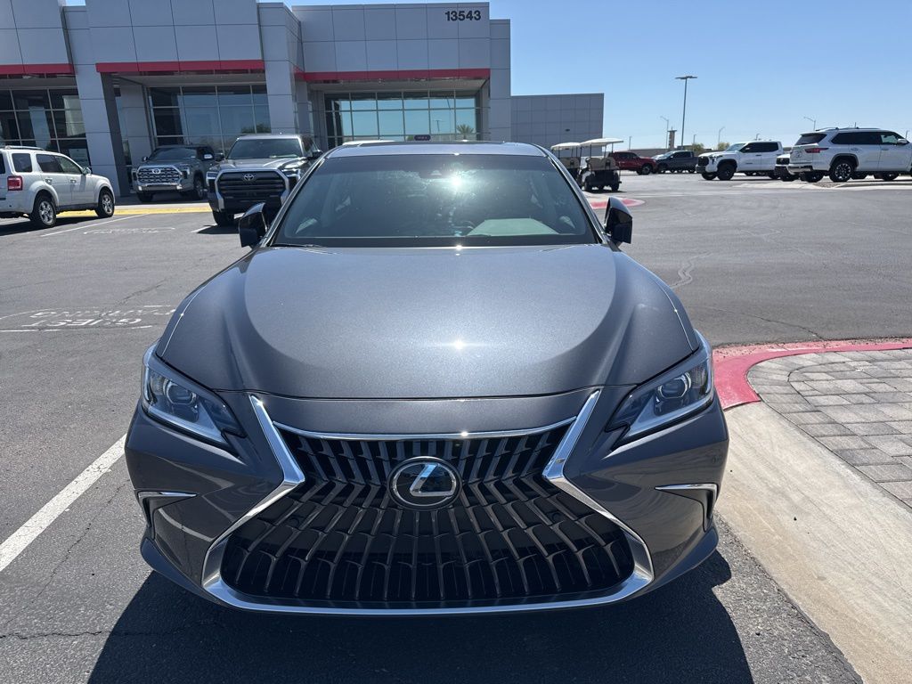 Thumbnail: 2024 Lexus ES - 13