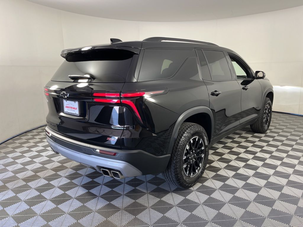 2024 Chevrolet Traverse Z71 17