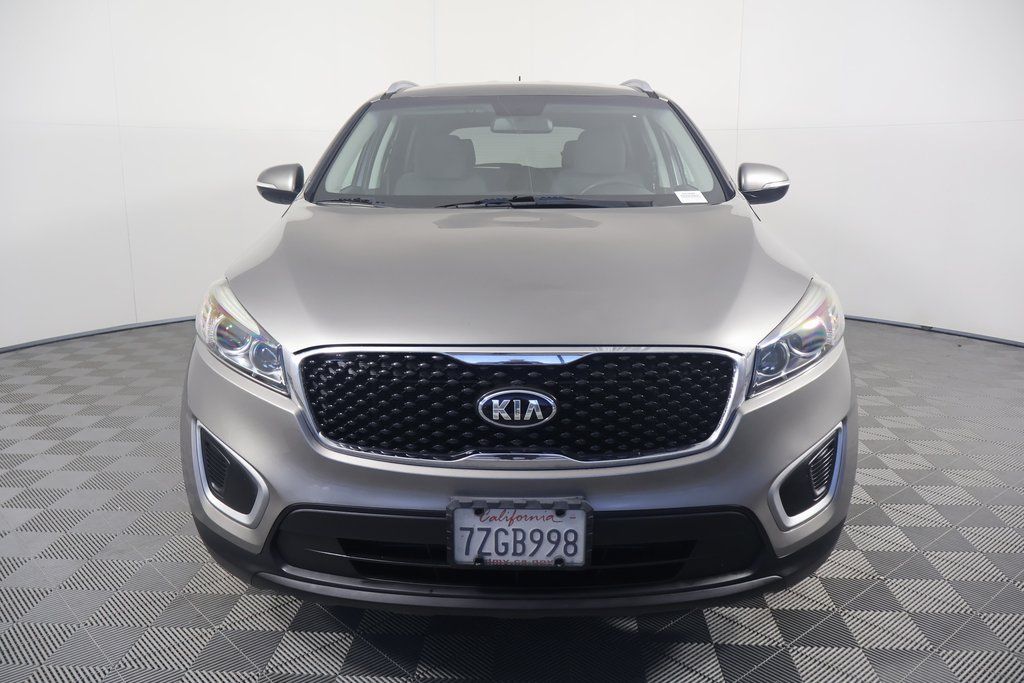 2017 Kia Sorento LX 2