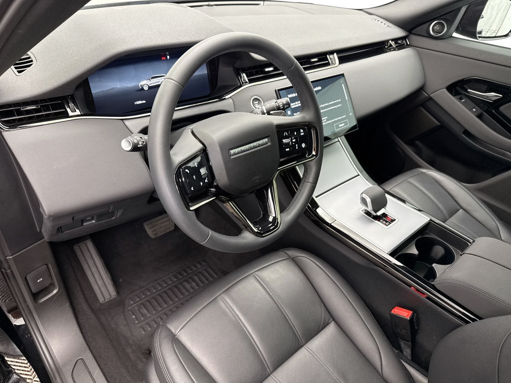 Thumbnail: 2025 Land Rover Range Rover Evoque - 9