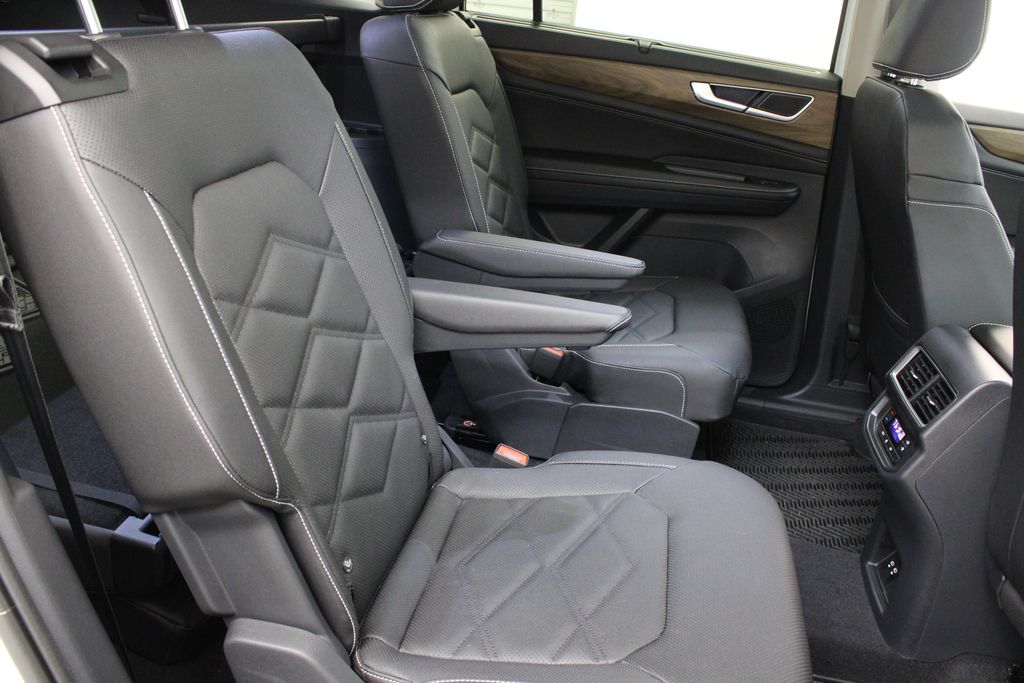 new 2026 Volkswagen Atlas car