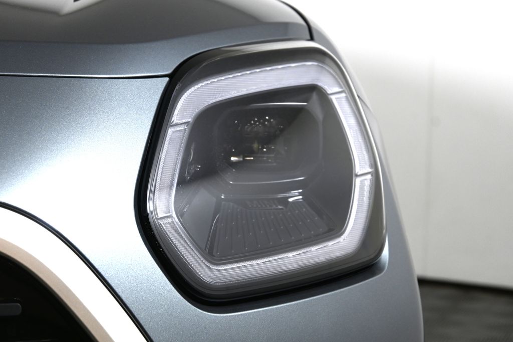 Thumbnail: 2027 MINI Cooper Countryman - 11