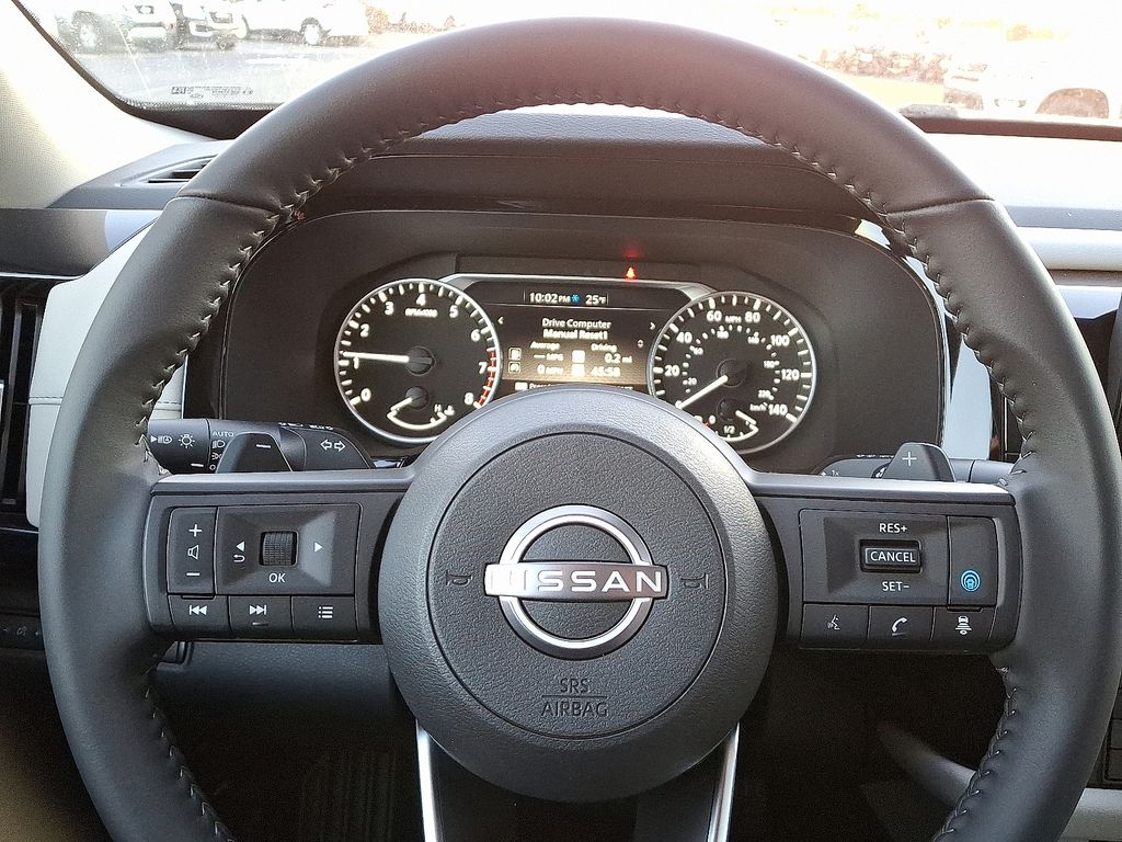 Thumbnail: 2025 Nissan Pathfinder - 10