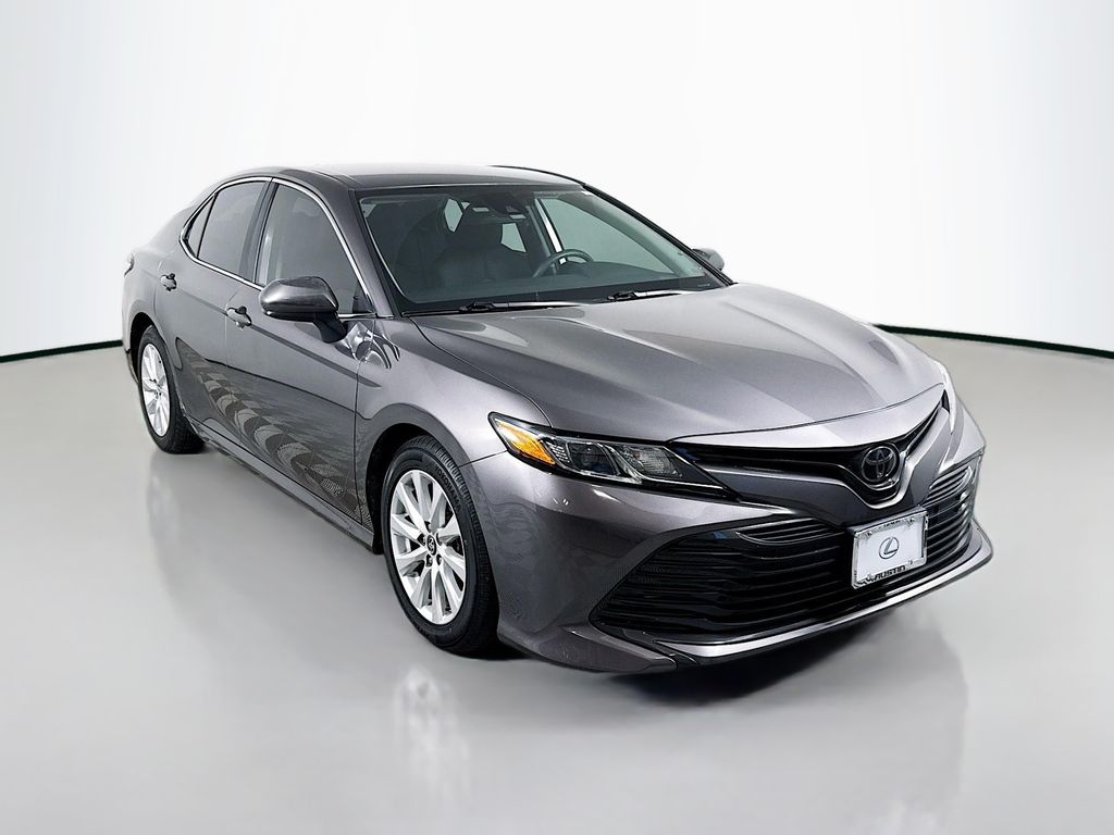Thumbnail: 2019 Toyota Camry - 3