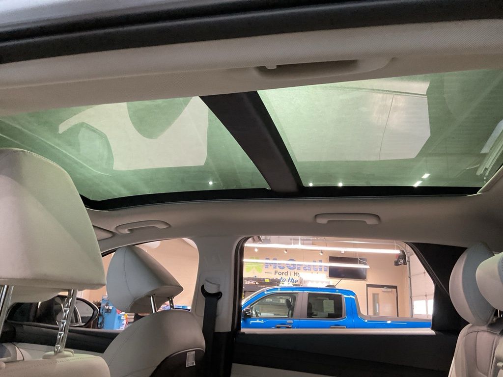 New 2026 Silver Hyundai Limited image 8