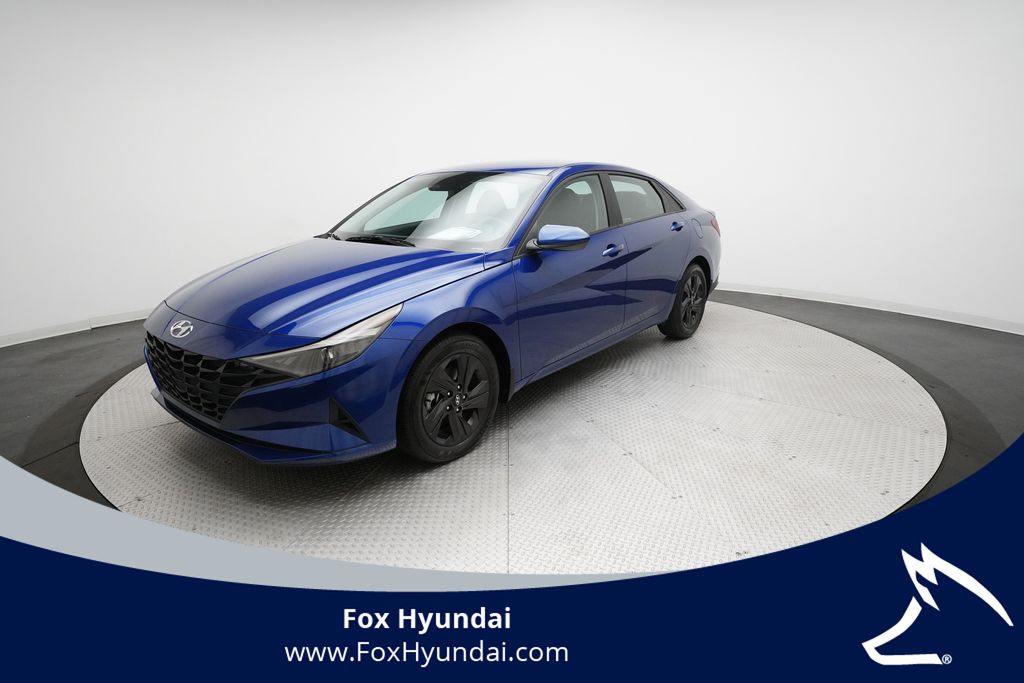 Intense Blue 2023 Hyundai Elantra SEL FWD Sedan Front-Wheel Drive Continuously Variable Transmission
