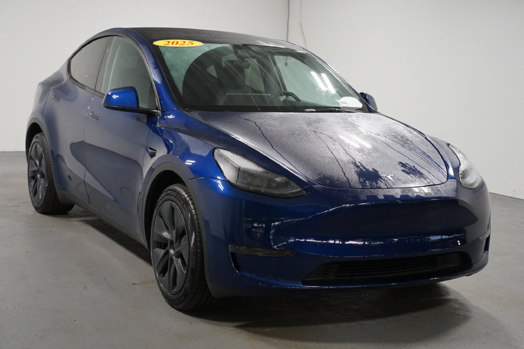 Thumbnail: 2025 Tesla Model Y - 3