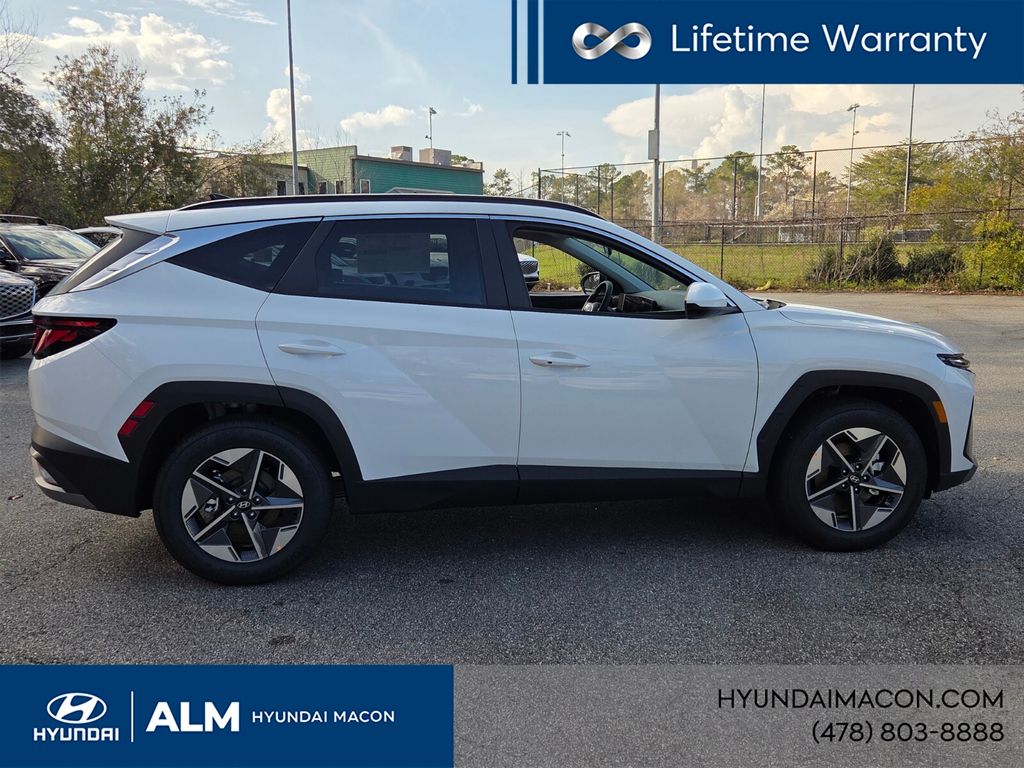 New 2026 White HYUNDAI SEL image 8