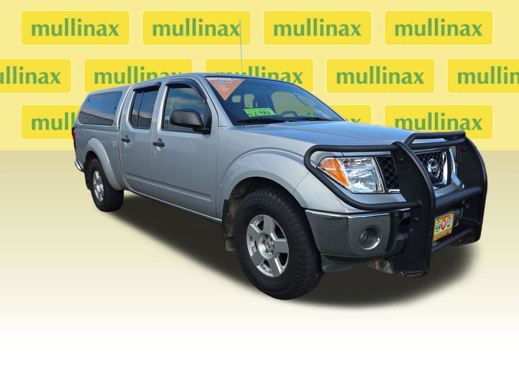 Radiant Silver 2008 Nissan Frontier SE Crew Cab 4WD Pickup Truck Four-Wheel Drive 6-Speed Manual Overdrive