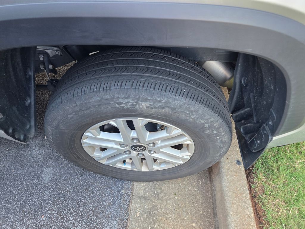 Used 2024 Toyota Tundra Truck