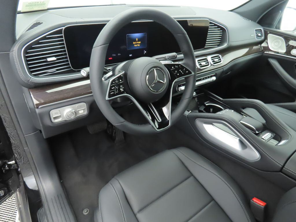 Thumbnail: 2025 Mercedes-Benz GLS - 9