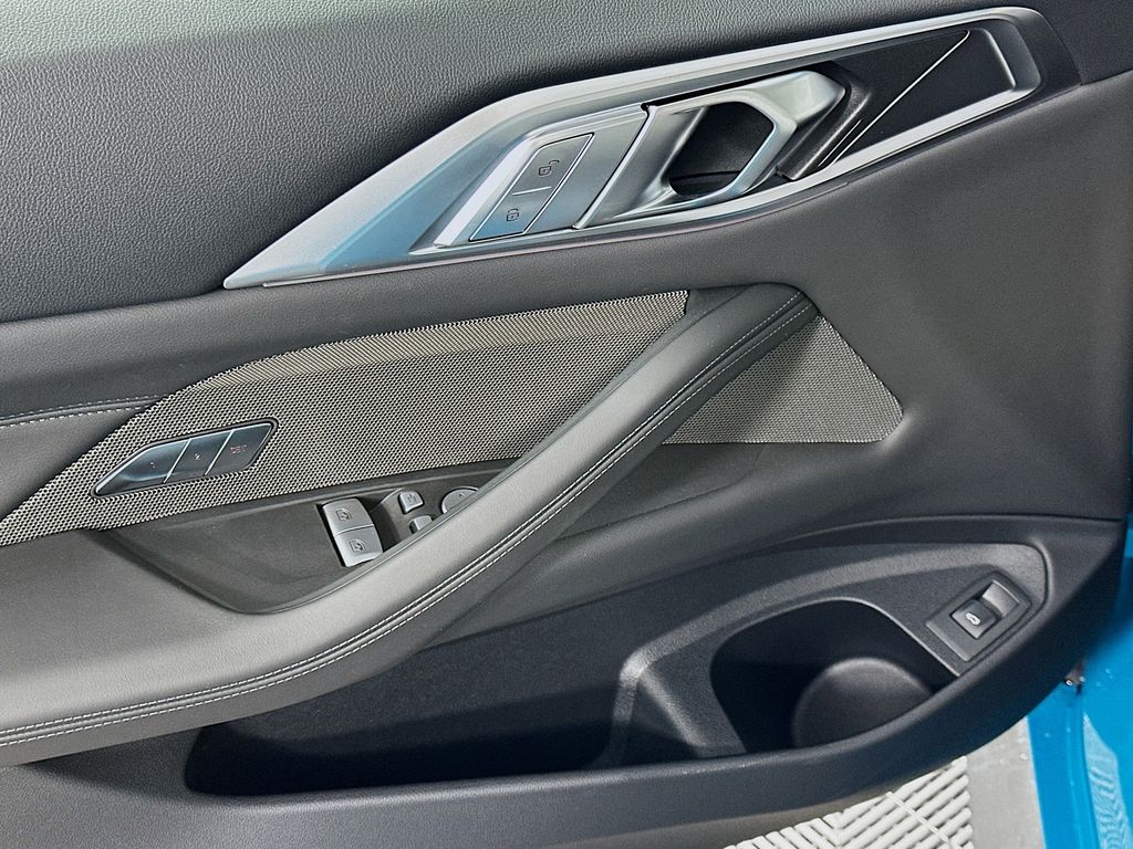 Thumbnail: 2026 BMW M4 - 20