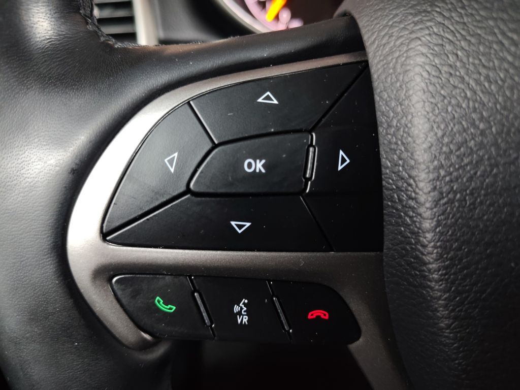 Used Car 2019 Jeep Grand Cherokee  Altitude For Sale Under $20,000 In Austin, Texas