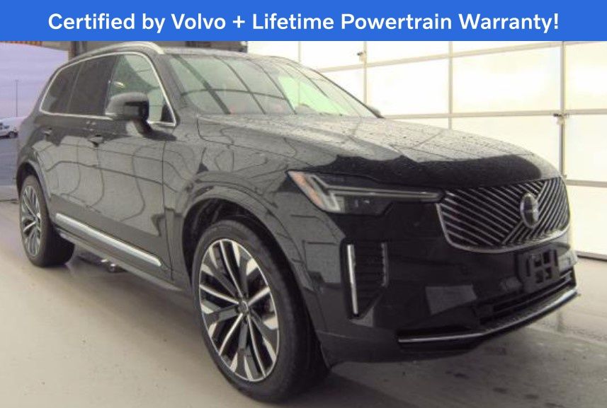 2025 Volvo XC90 B6 Plus Bright Theme 7-Passenger AWD