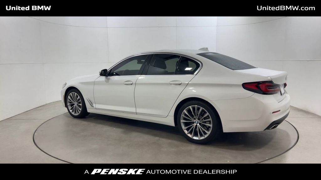 2023 BMW 5 Series 530i 6