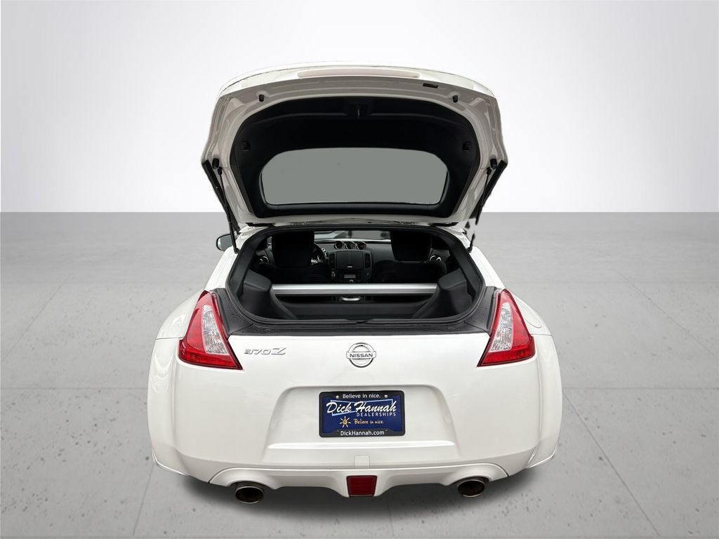 2017 Nissan 370Z Sport
