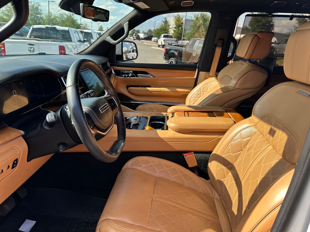 Used Car 2022 Jeep Grand Wagoneer  Series Iii For Sale Under $50,000 In Austin, Texas