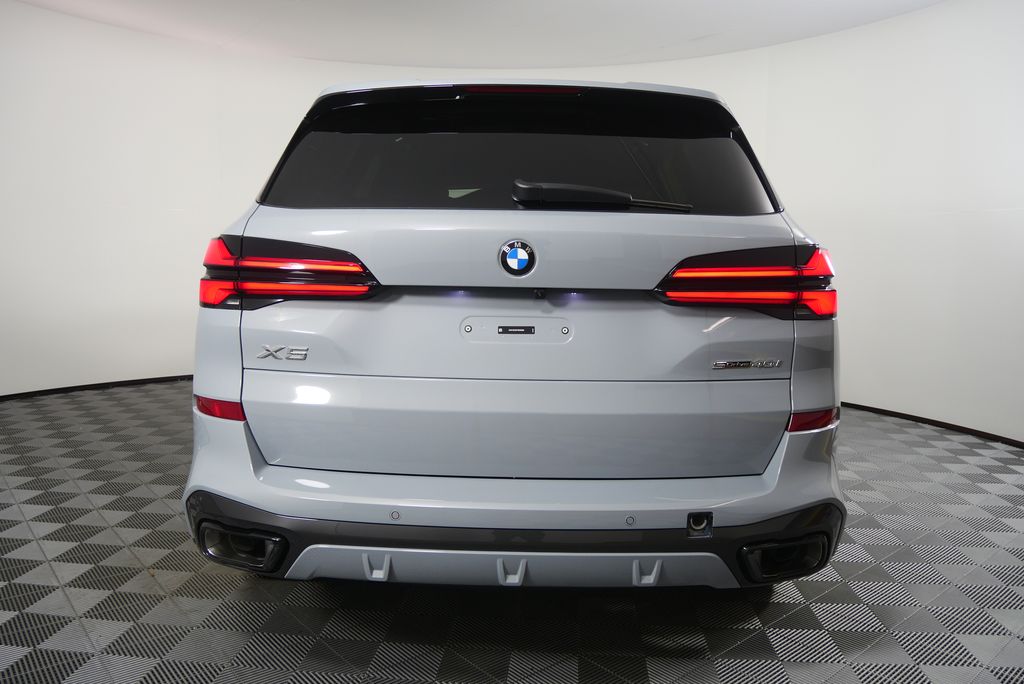Thumbnail: 2026 BMW X5 - 4