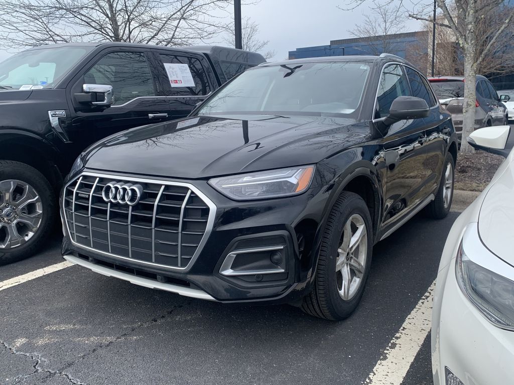 Thumbnail: 2023 Audi Q5 - 3